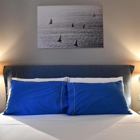 Il Picchio Di Chiaia Hotel Naples Luaran gambar
