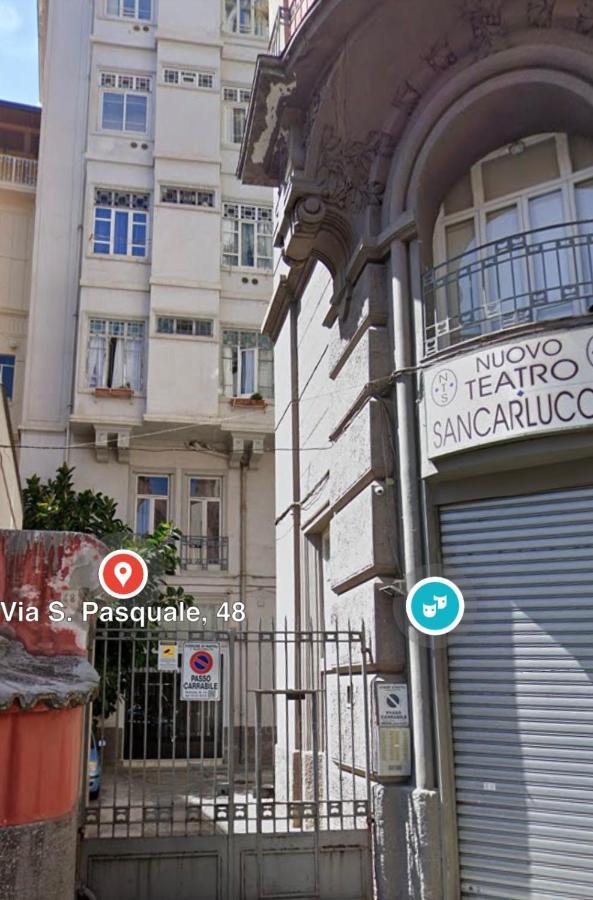 Il Picchio Di Chiaia Hotel Naples Luaran gambar