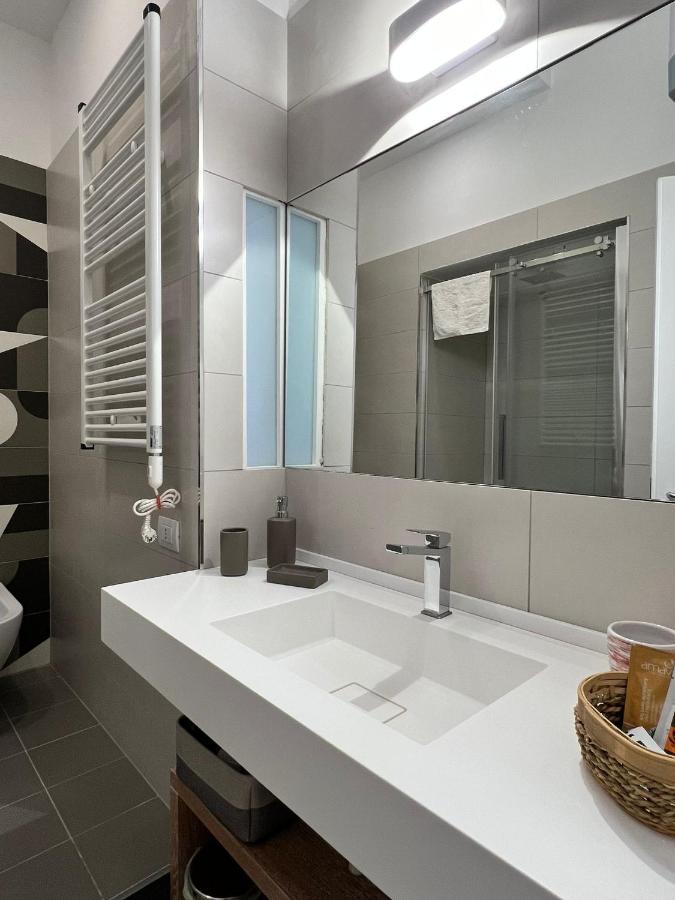Il Picchio Di Chiaia Hotel Naples Luaran gambar