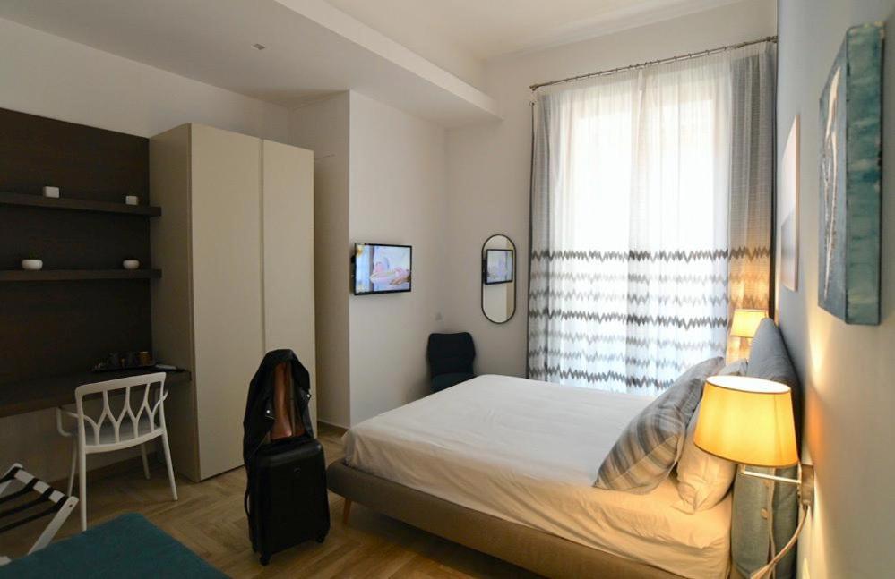 Il Picchio Di Chiaia Hotel Naples Luaran gambar
